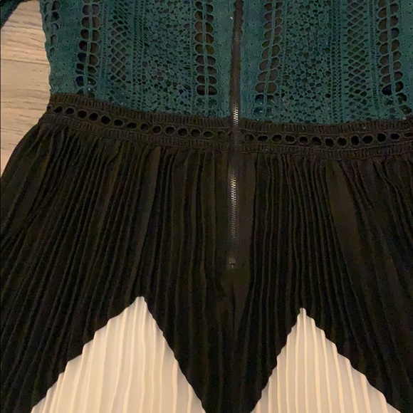 Dress - Picture 2 of 7